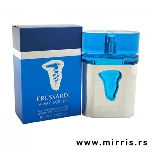Boca parfema Trussardi A Way For Him pored originalne plave kutije