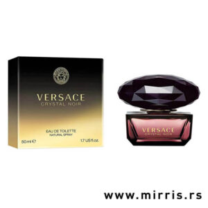 Bočica ženskog parfema Versace Crystal Noir Eau de Toilette pored kutije